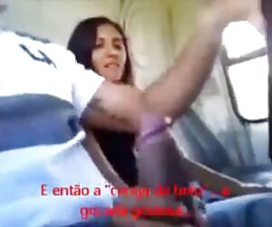 دختر مدرسه ای در عمل سکس با مادر خواب در اتوبوس